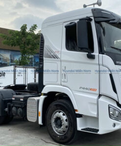 Đầu Kéo Hyundai Xcient (2)