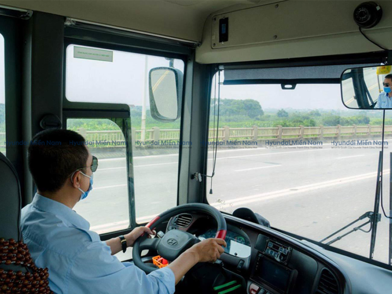 Điểm Mù Xe Tải (4)