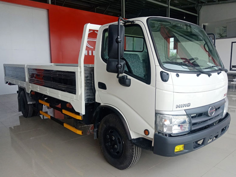 Hino Xzu352l (2)