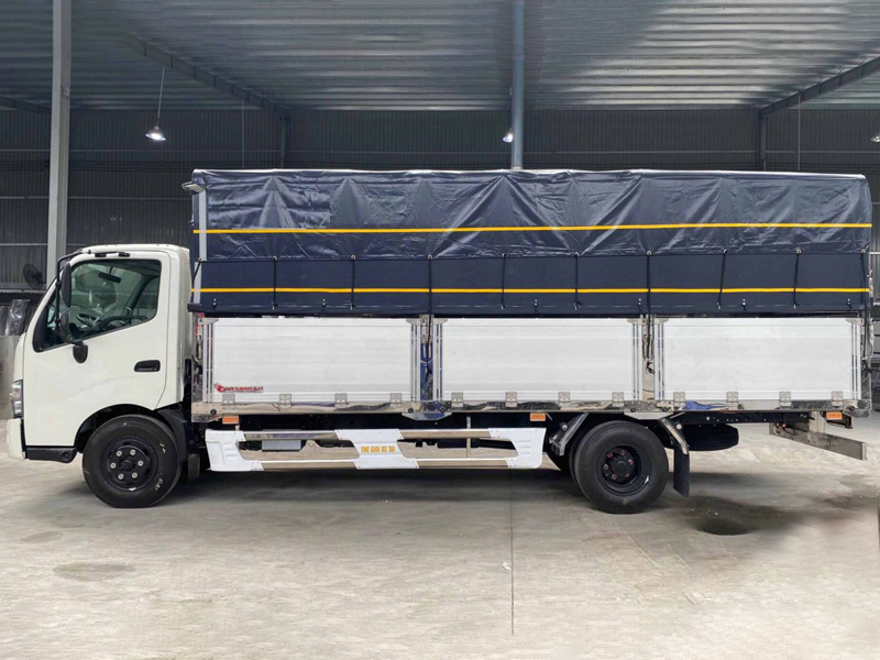 Hino Xzu730l Thùng Bạt (1)
