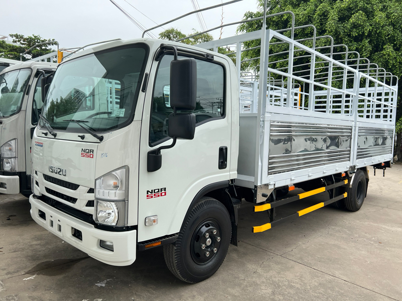 Isuzu Nqr 550 (1)