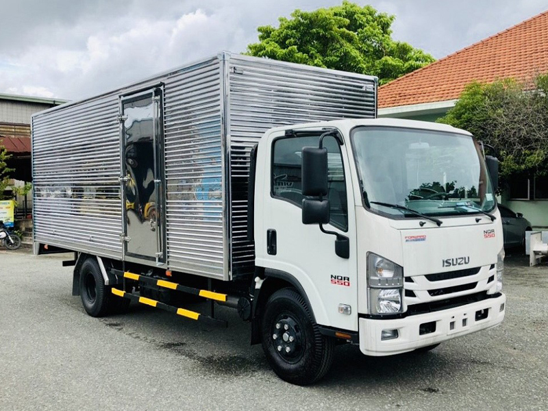 Isuzu Nqr 550 (2)