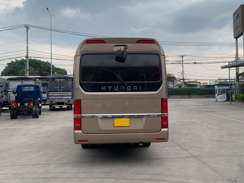 Xe Khách Hyundai County 29 Chỗ (3)