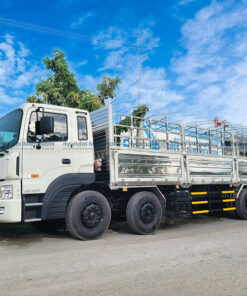 Xe Tải 4 Chân Hyundai Hd320 Thùng Mui Bạt 19 Tấn Thùng Dài 12m2 (3)