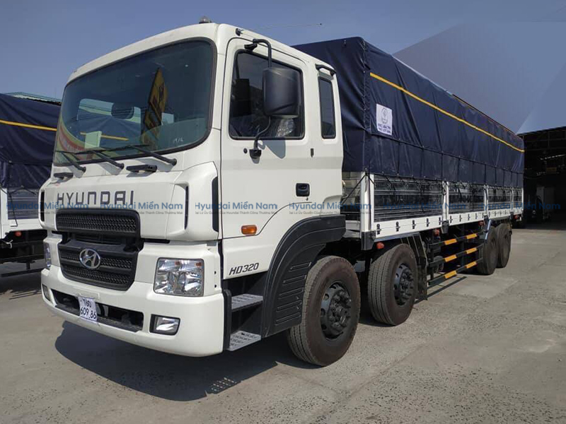 Xe Tải 4 Chân Hyundai Hd320 Thùng Mui Bạt 19 Tấn Thùng Dài 12m2 (6)