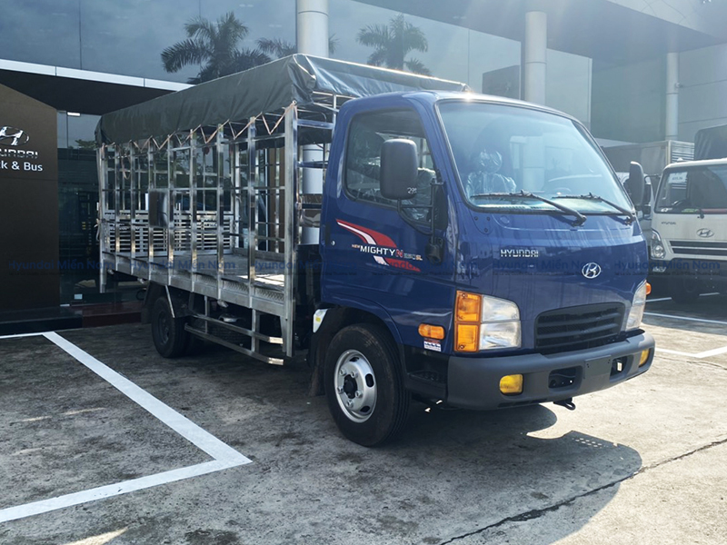 Xe Tải Hyundai Mighty N250sl Thùng Chở Gia Cầm (2)
