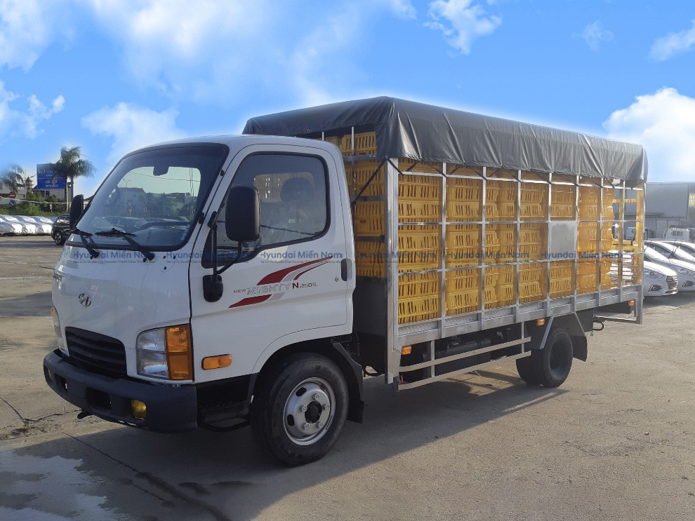 Xe Tải Hyundai Mighty N250sl Thùng Chở Gia Cầm (5)