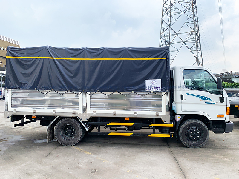Xe Tải Hyundai New Mighty 75s Thùng Mui Bạt 3.5 Tấn Thùng Dài 4m5 (4)