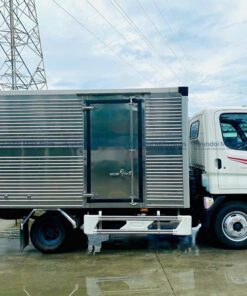 Xe Tải Hyundai New Mighty N250 Thùng Kín Inox 2.5 Tấn Thùng Dài 3m6 (6)