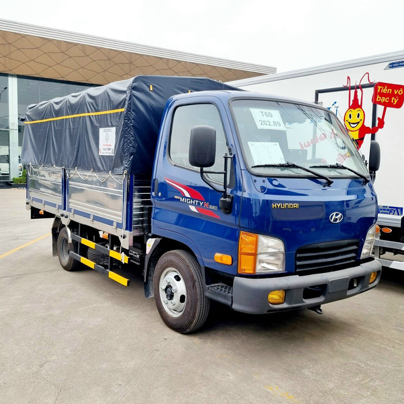 Xe tải Hyundai New Mighty N250 thùng mui bạt 2.5 tấn thùng dài 3m6
