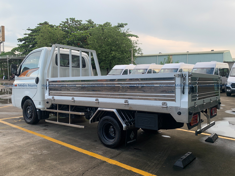Xe Tải Hyundai New Porter H150 Thùng Lửng 1.5 Tấn Thùng Dài 3m1 (14)