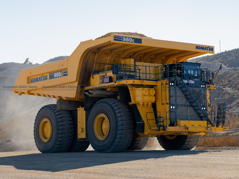 Xe Tải Hạng Nặng (2)