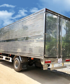 Xe Tải Hyundai New Mighty Ex8 Gt S2 Thùng Kín Inox 7 Tấn Thùng Dài 5m3 (5)