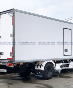 Xe Tải Hyundai New Mighty Ex8 Gtl Thùng Kín Composite 7 Tấn 5m8 (1)