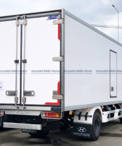 Xe Tải Hyundai New Mighty Ex8 Gtl Thùng Kín Composite 7 Tấn 5m8 (7)