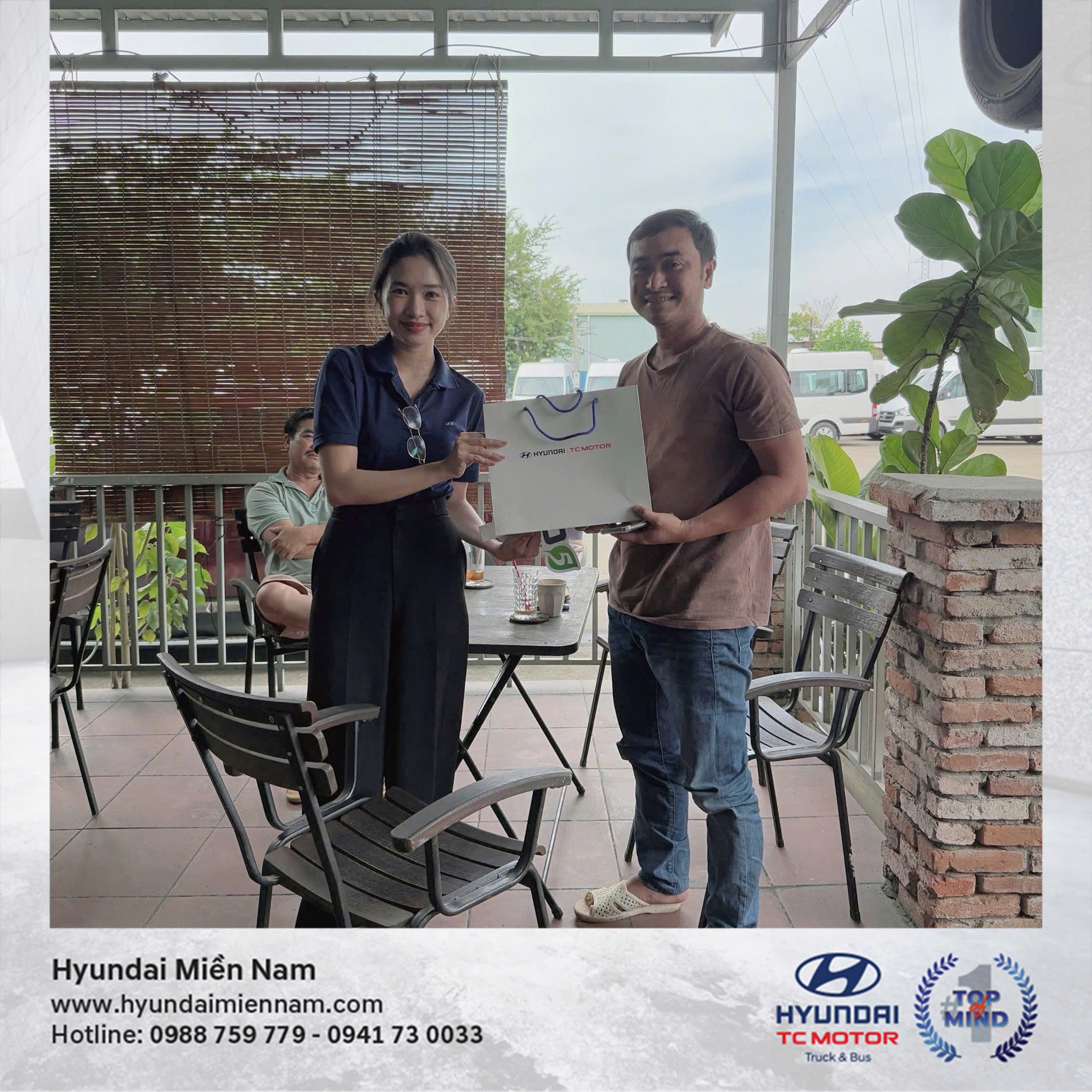 Hyundai Euro 5 Giai Phap Van Chuyen Cho Mua Le Hoi 3