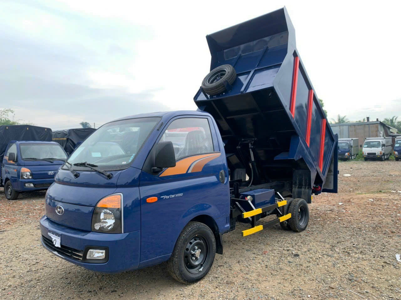 Xe tai 990kg